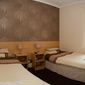 Zimmer mit zwei Einzelbetten